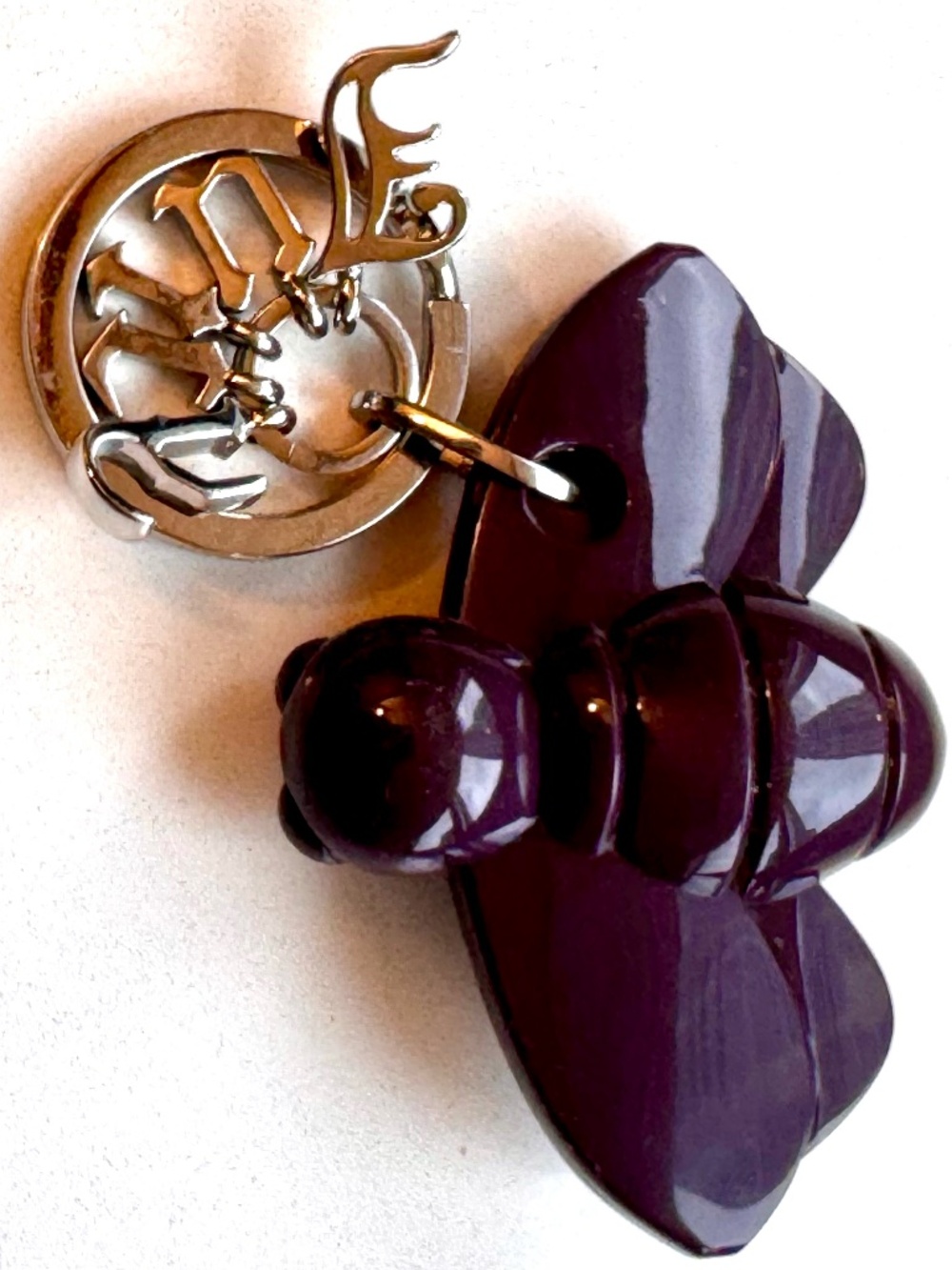 Vintage Juicy Couture Queen Bee Keychain Grape Purple Resin Y2K Bag Charm Rare - Picture 5 of 5